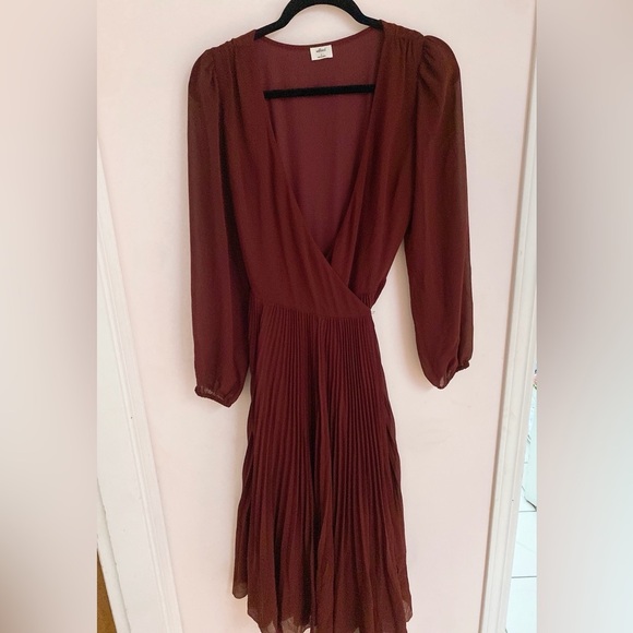 Aritzia Burgundy Midi Dress - Picture 4 of 11